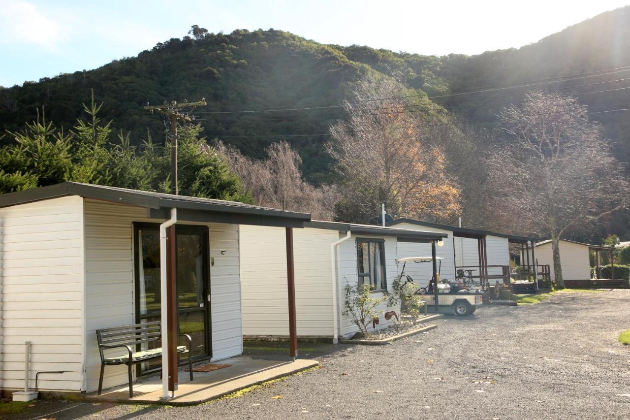 Parklands Marina Holiday Park Picton Exterior foto